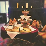 Burg 4*