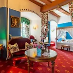 Burg Отель 4*