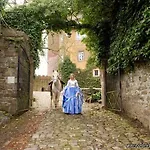 Burg Отель 4*