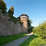 Burg Отель