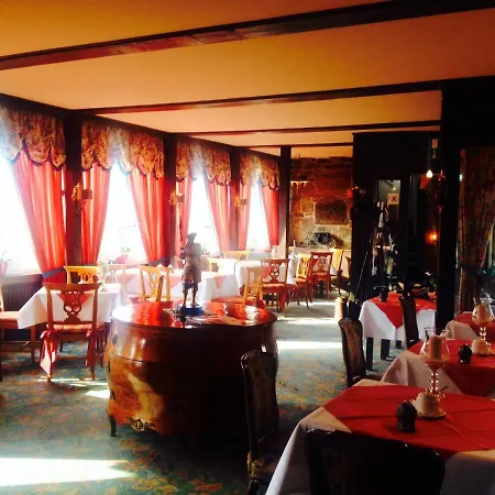 فندق Burg Trendelburg