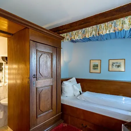 فندق Burg Trendelburg