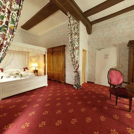 Burg Hotel 4*