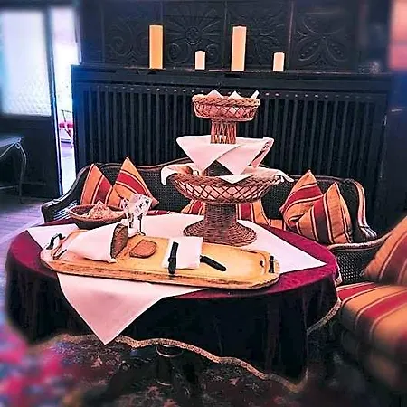 Отель Burg 4*