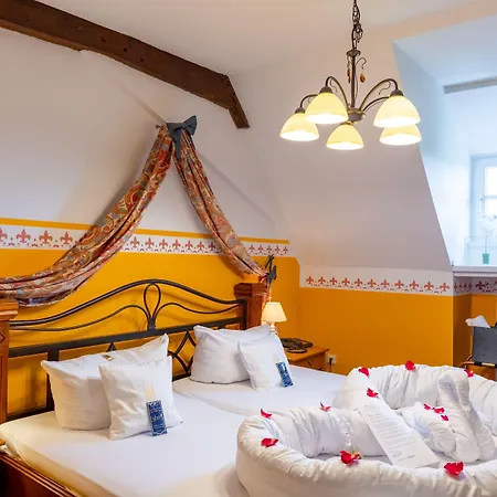 Hotel Burg 4*